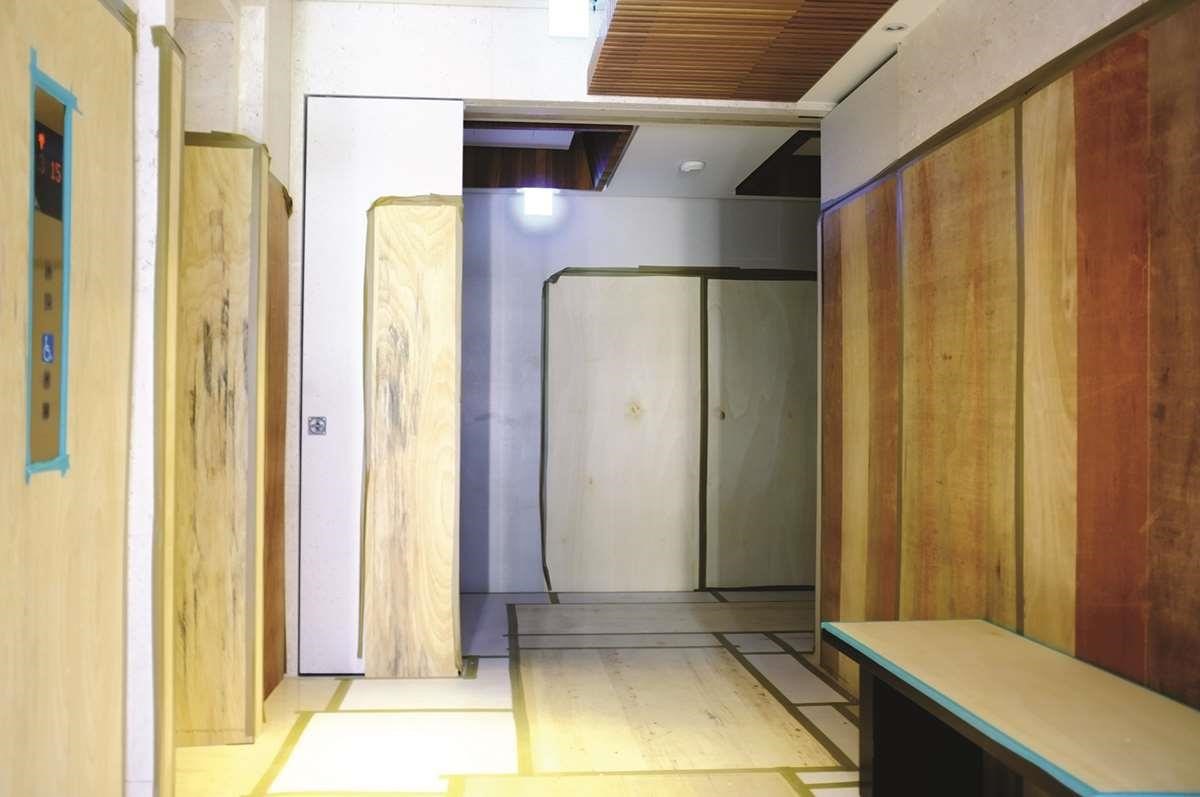 保護工程是裝修工程的第一步，在所有施工工程進行前，